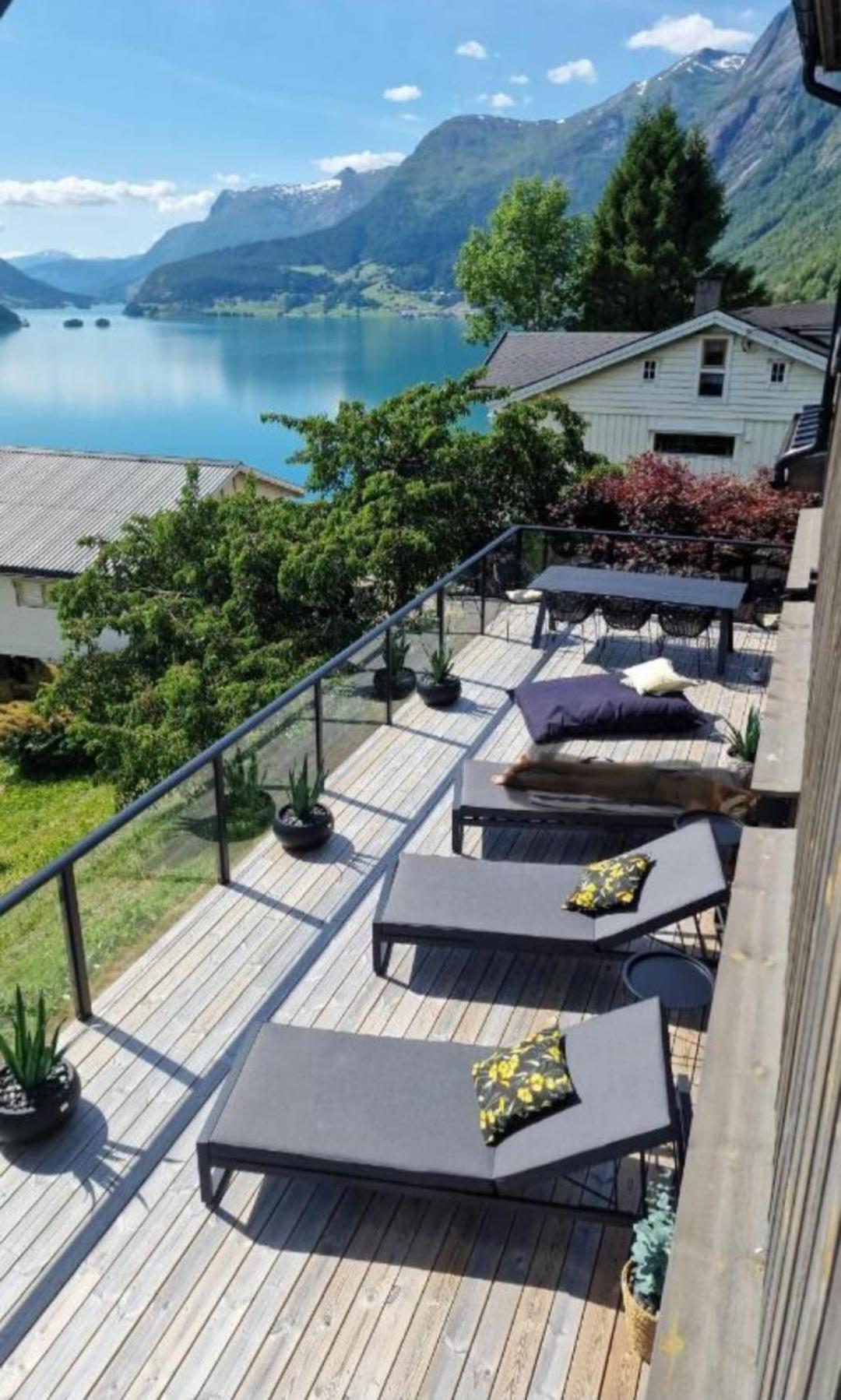 Flo Bellevue Villa Stryn