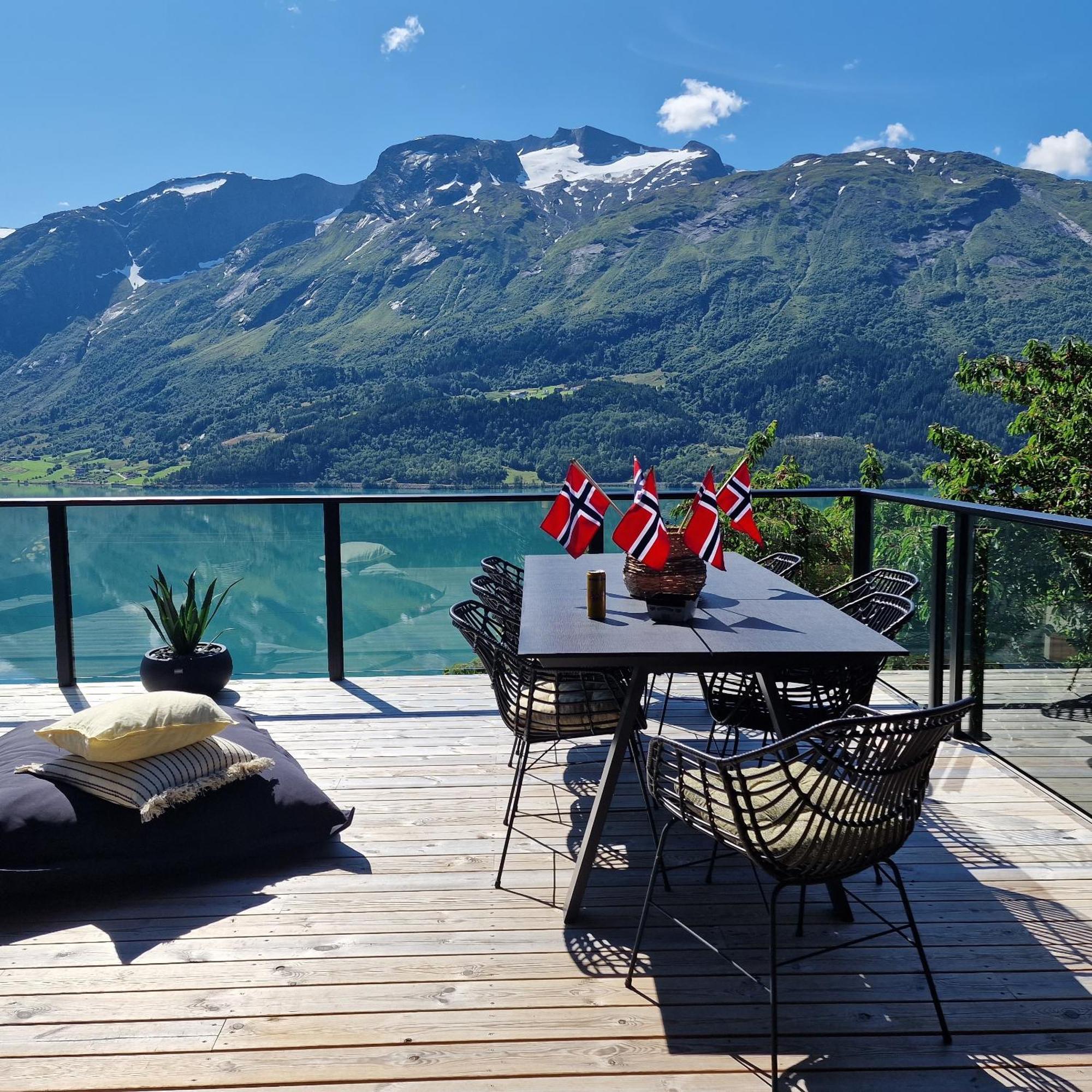 Flo Bellevue * Stryn